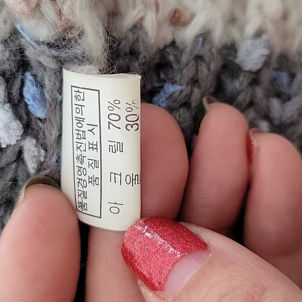 Hat - Picture 3 of 4
